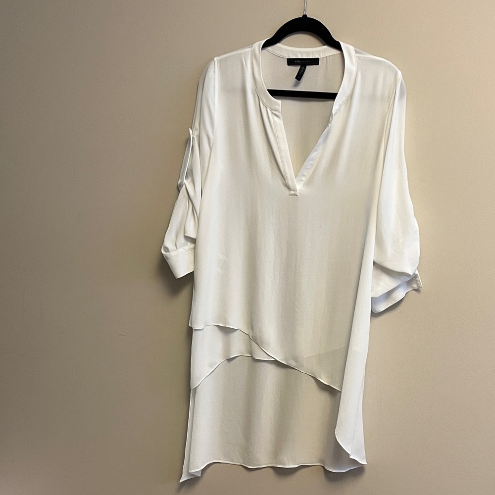 BCBGMaxAzria White Asymmetrical Tunic Top
